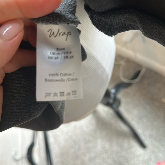 The Wrap Lightweight 3/4 Sleeve Sweatshirt, Size 6 US, EUC - Picture 7 of 7